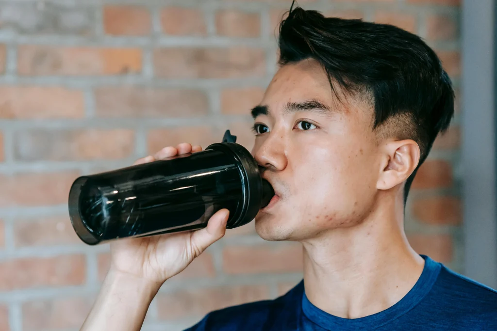 Ultimate Guide to Gym Water Bottles: Hydrate & Perform Better 3 Water Bottle