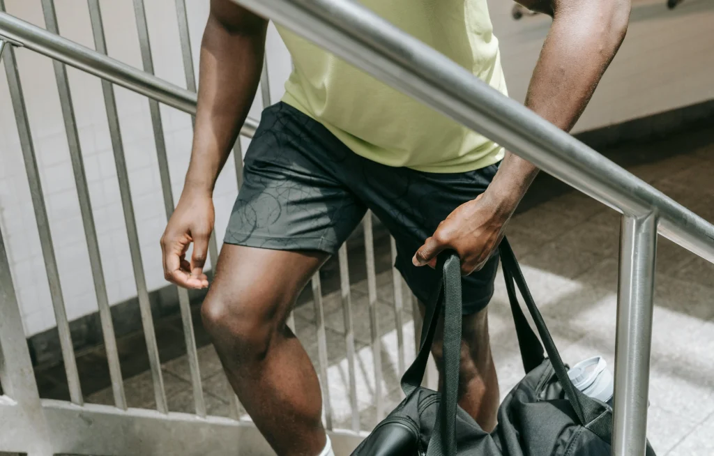 Essential Guide to Choosing the Perfect Gym Bag for Men 3 Gym